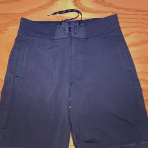 Men’s black lululemon shorts